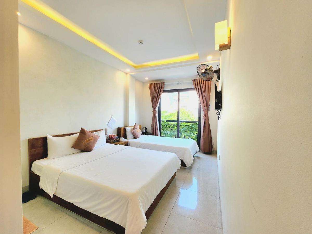 Lacas Hotel Куїнон Екстер'єр фото