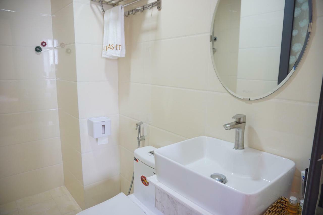 Lacas Hotel Куїнон Екстер'єр фото